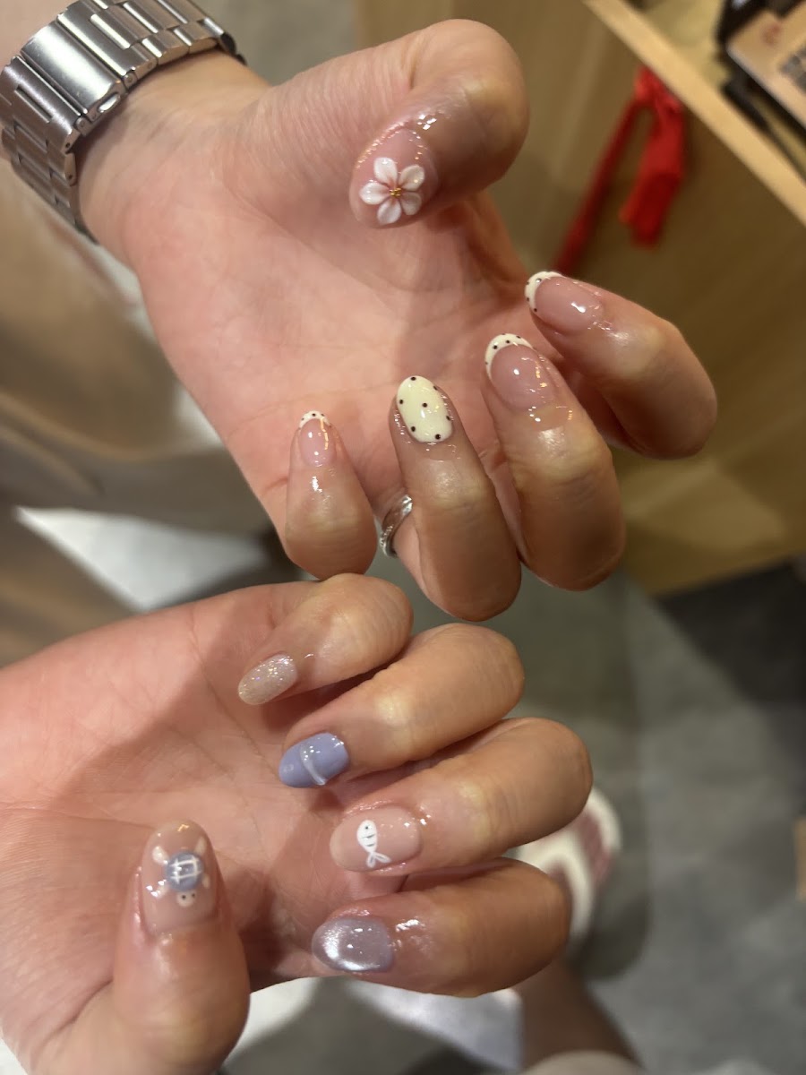 Azit Nail 아지트네일 디자인 각질제거