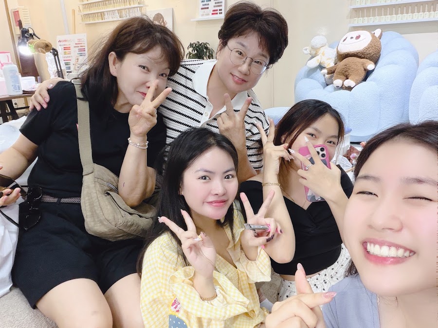 Thanh Thuy Nail Beauty & Academy
