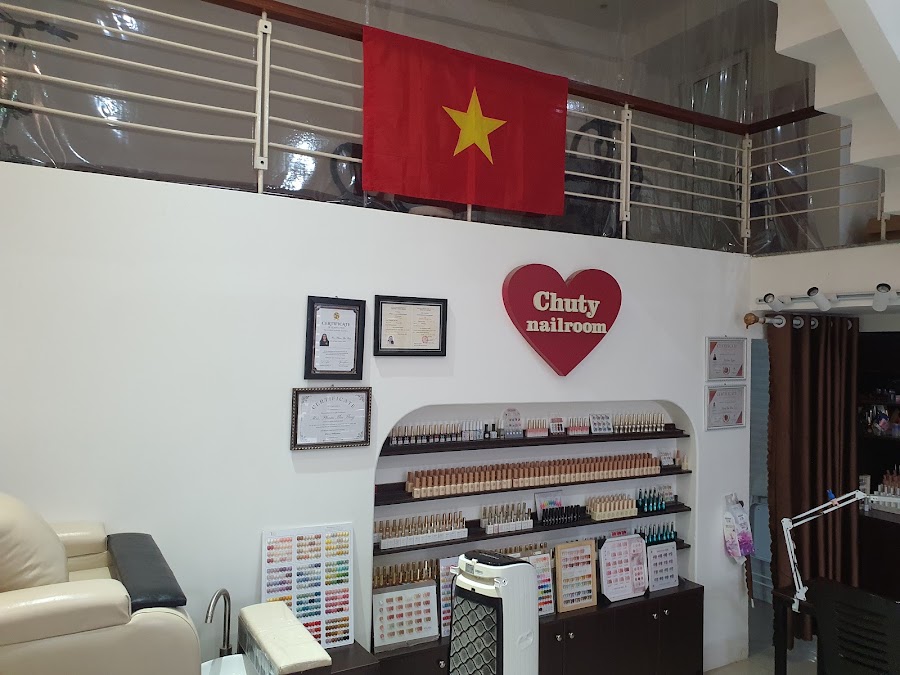 Chuty Nailroom