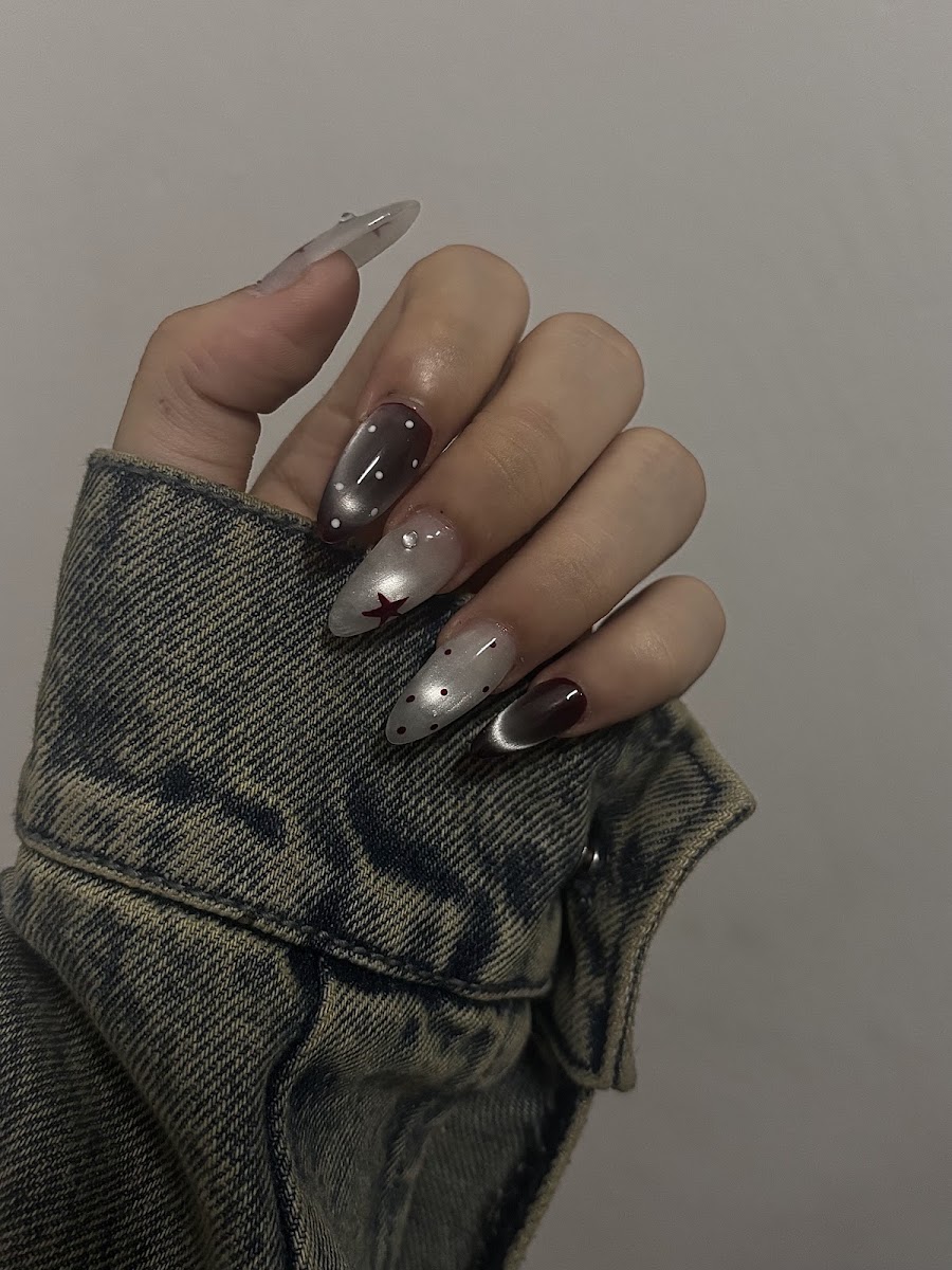 Aura Nail & Beauty