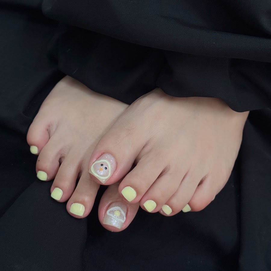 Nhung Brows & Nails