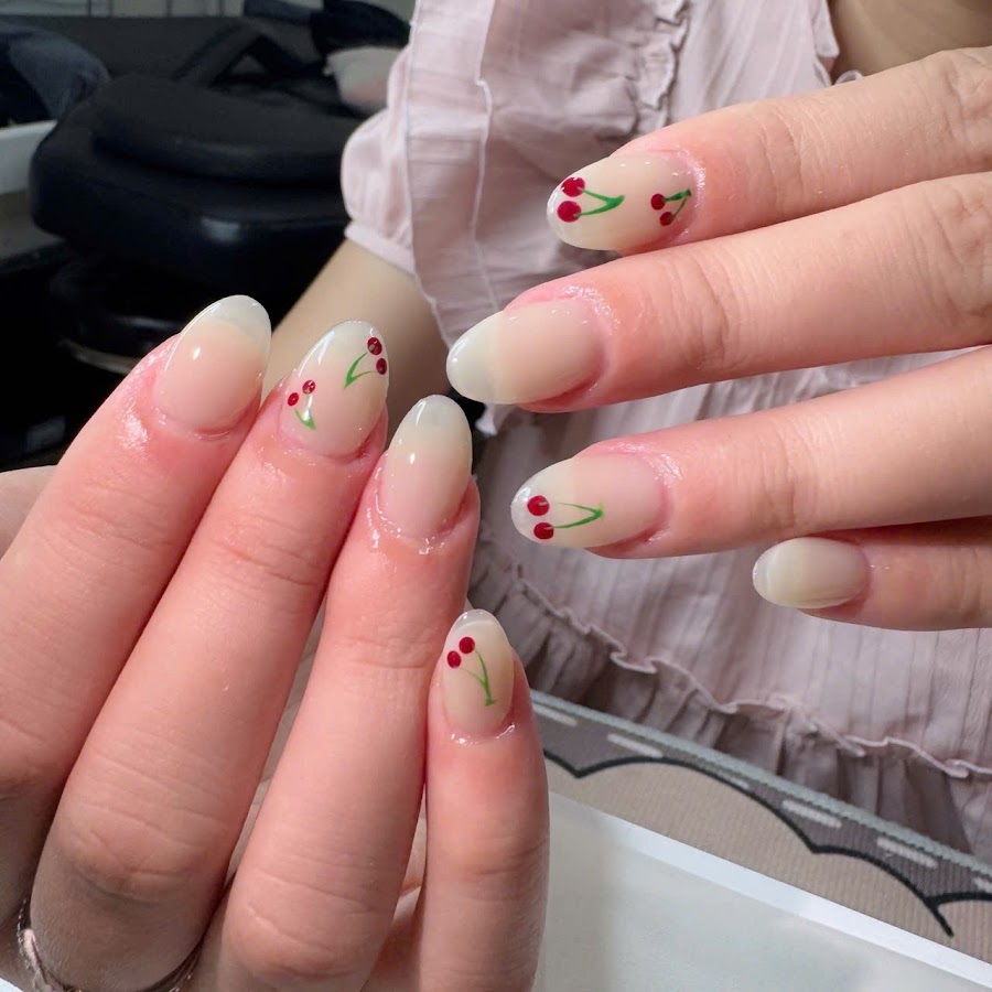 Nhung Brows & Nails