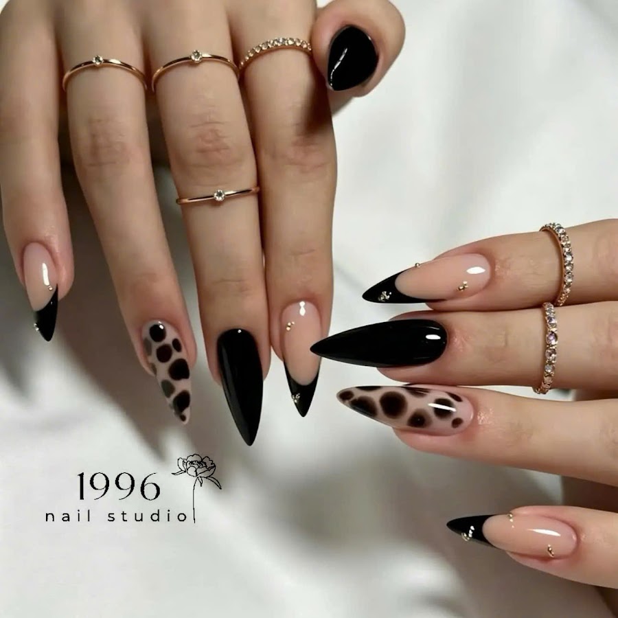 1996 Nail Studio