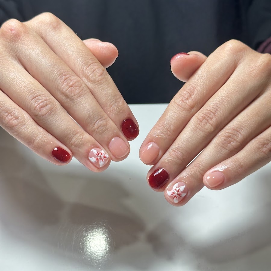 1996 Nail Studio
