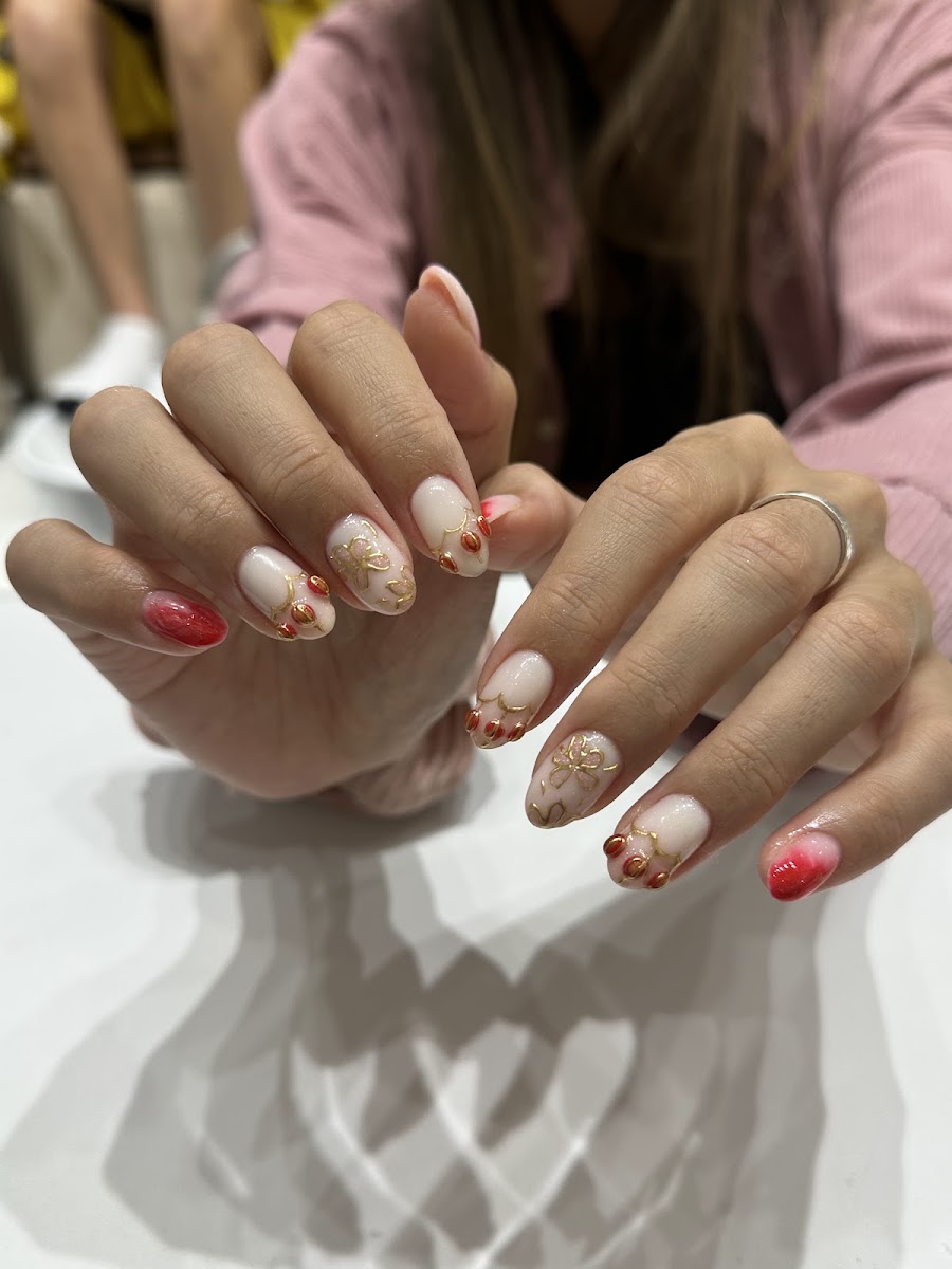 Posh Nails and Spa ( nails-eyelash-waxing-shampoo)