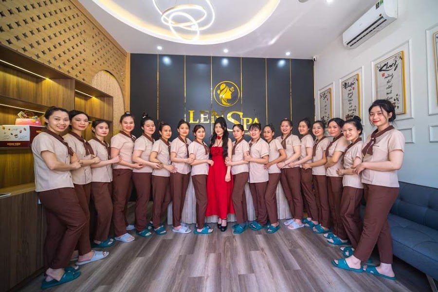 Len Spa ( Shampoo - Nails - Massage )