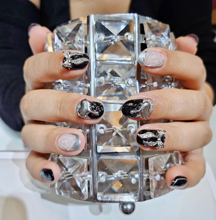 Jisu nail 지수 네일 & 발마사지