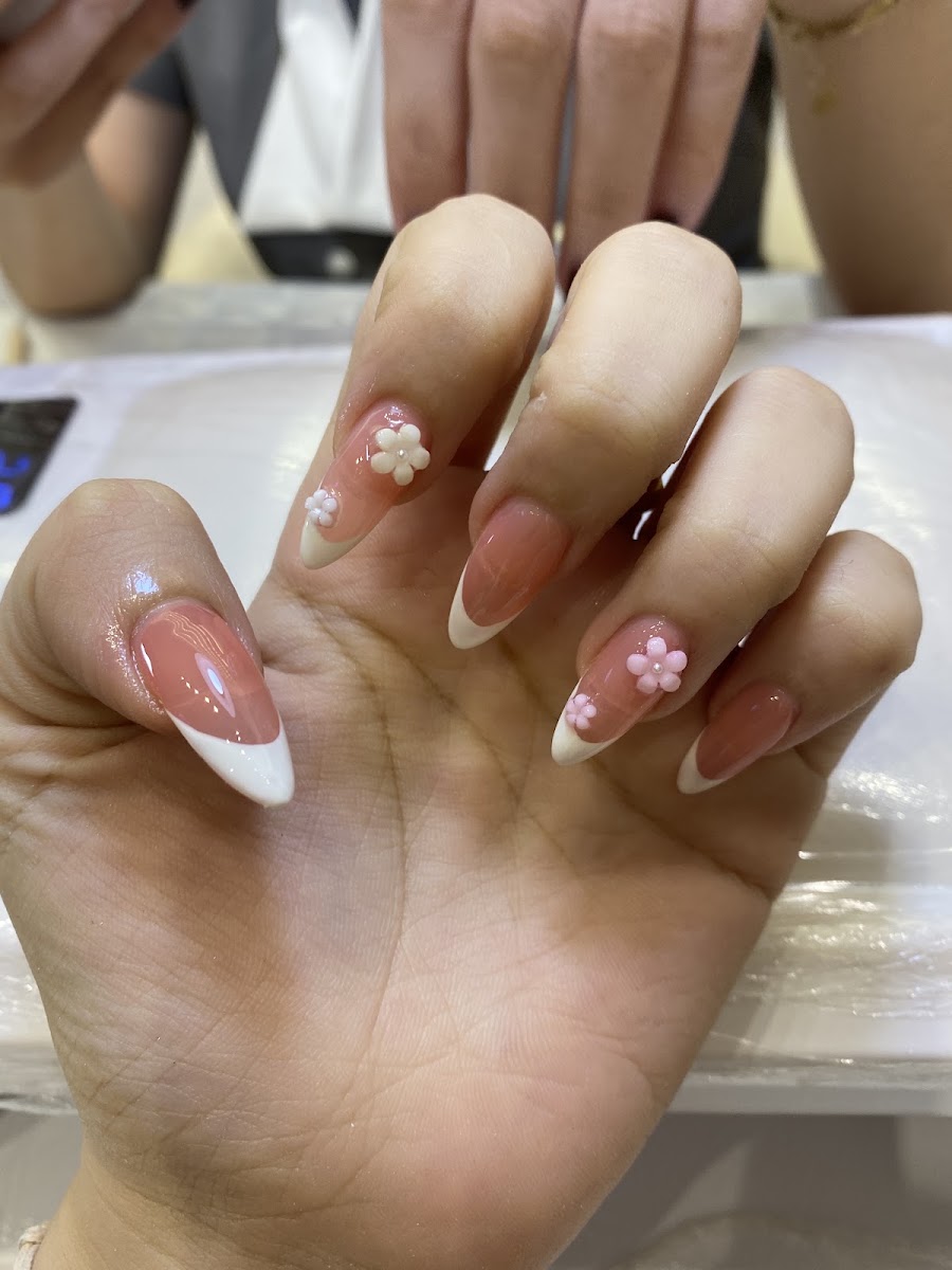 Ehi Nails