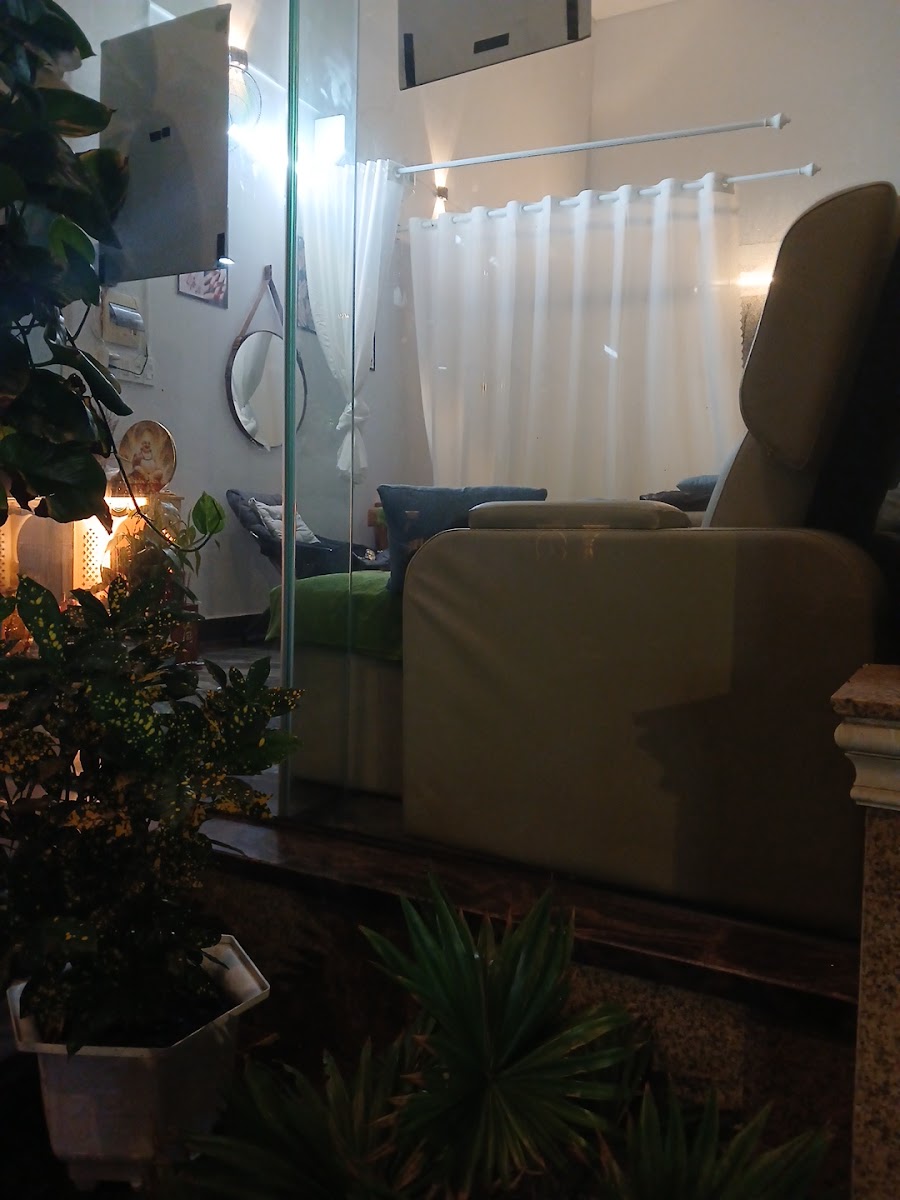SUNNY NAIL & SPA