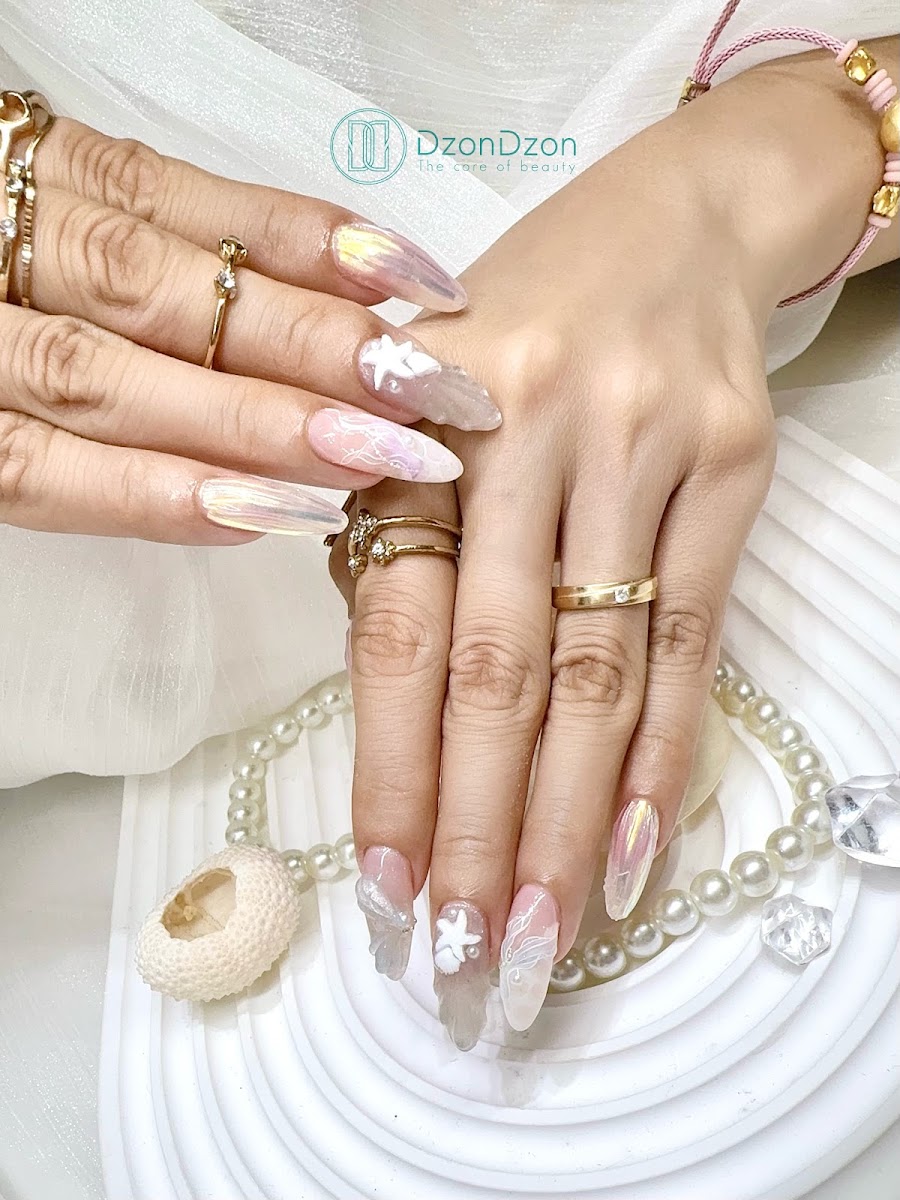 DzonDzon Nails
