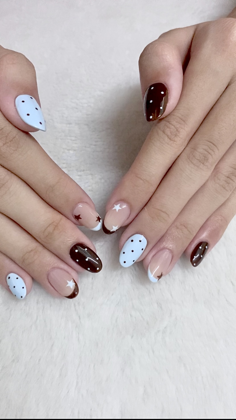 Chik Nails