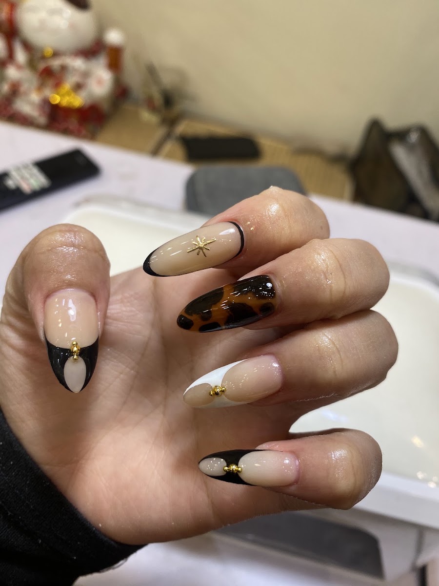 Sammi.nail
