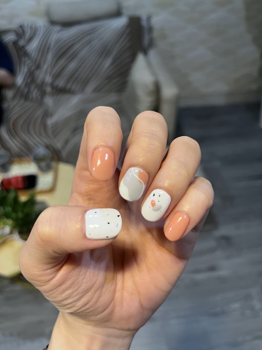 TUYEN NAILS & SPA DANANG - 투옌 다낭 네일 & 스파 - トゥエン・ダナン ネイル&スパ - Tuyen岘港美甲SPA