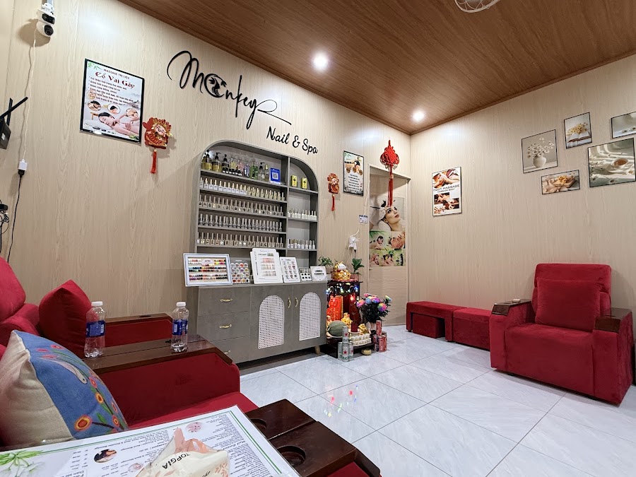 MONKEY NAIL & SPA 네일 - 마사지 - 헤어 샴푸 - 페이셜 - 왁싱 - 속눈썹 연장