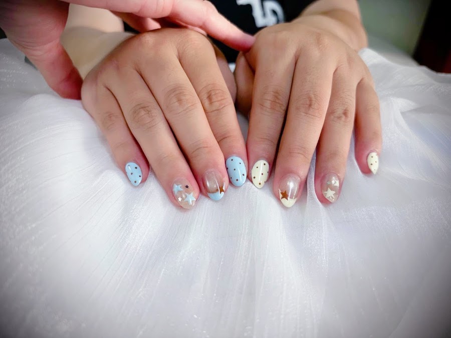 TiNa Nails