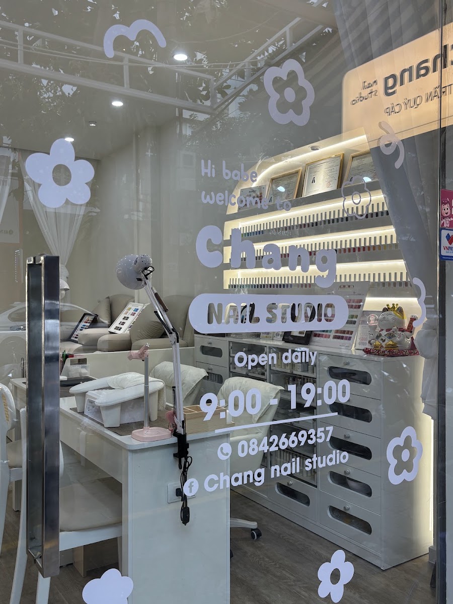 Chang NailStudio