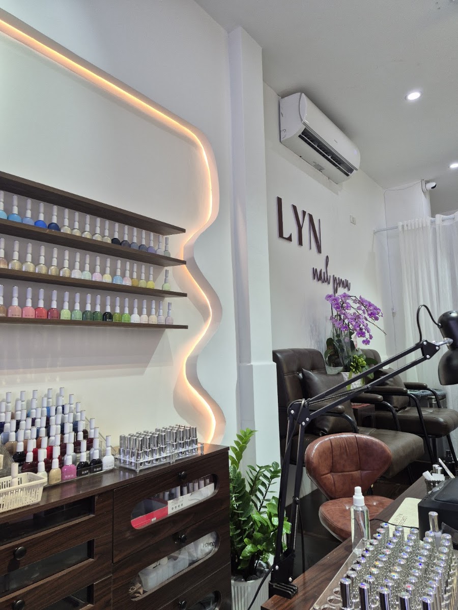 Lyn Nail Pmu - GỘI ĐẦU - NAIL - PHUN XĂM THẨM MỸ