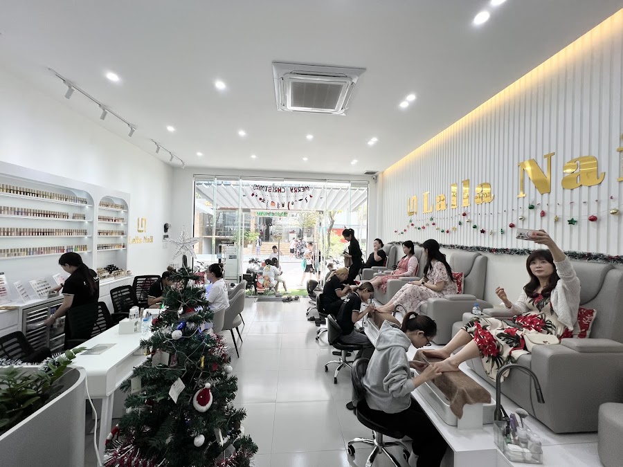Lalla Nail Branch 1