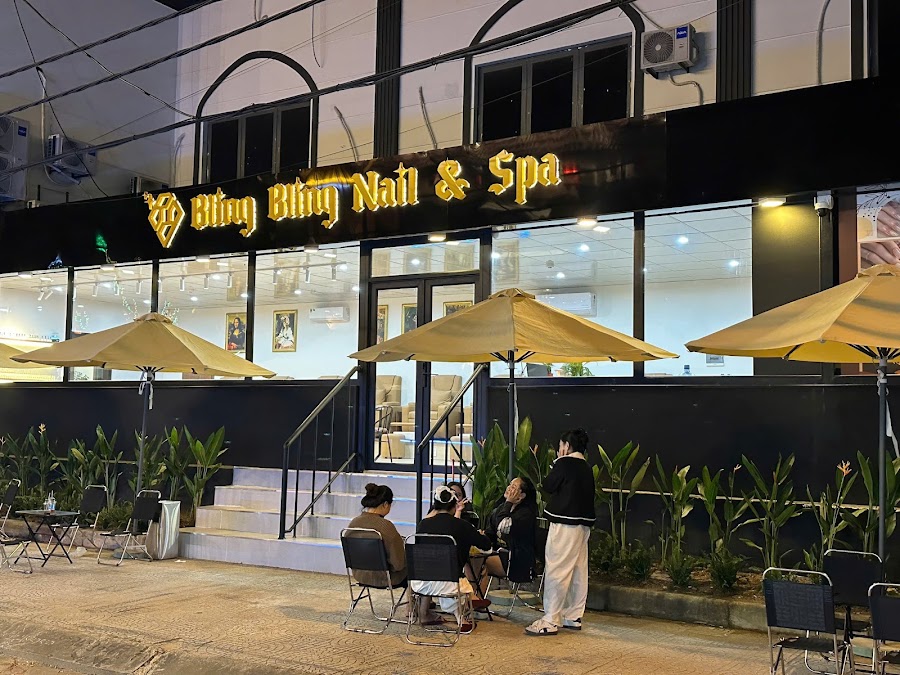 Bling Bling Nail & Spa