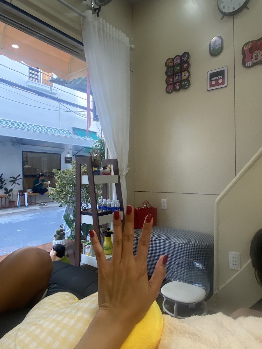 NyNy Nails