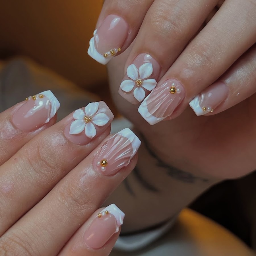 Miko Home Nails Service