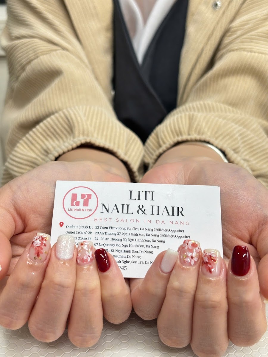 Liti Nail & Hair 1
