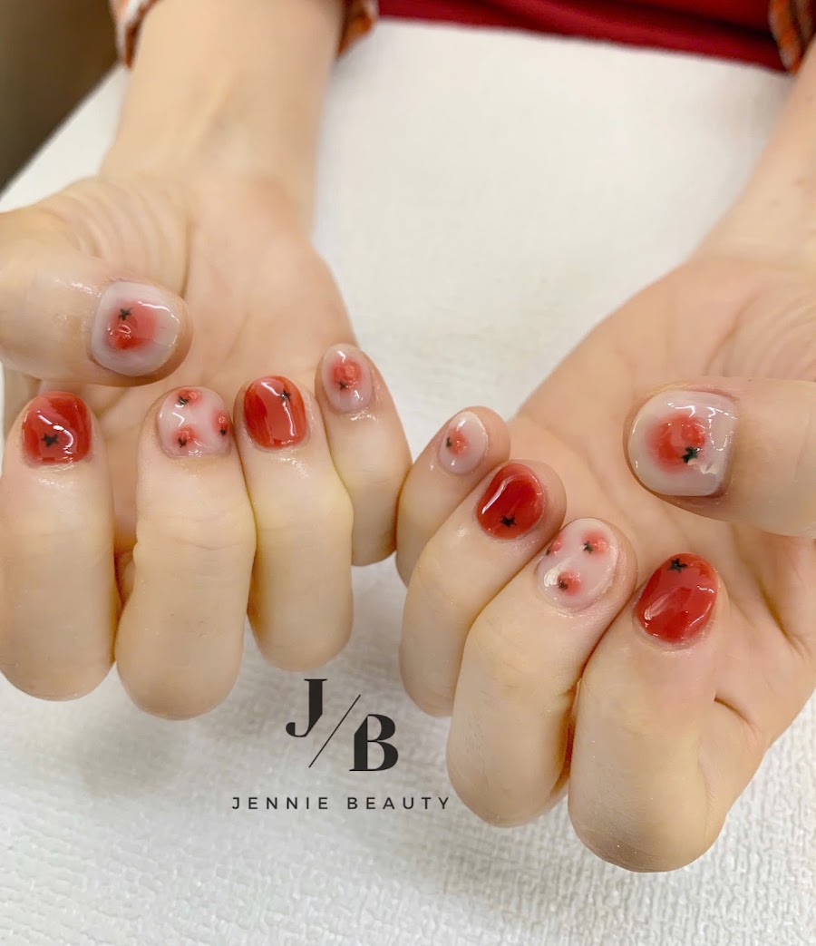 Jennie Nail