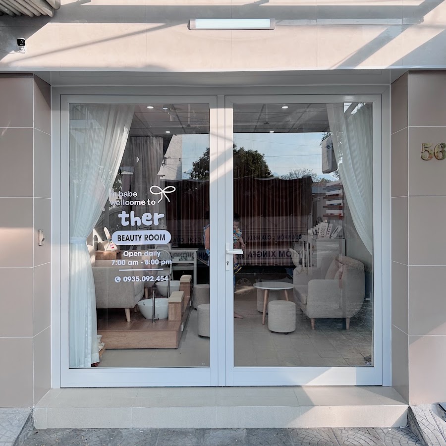 Ther Nail Room